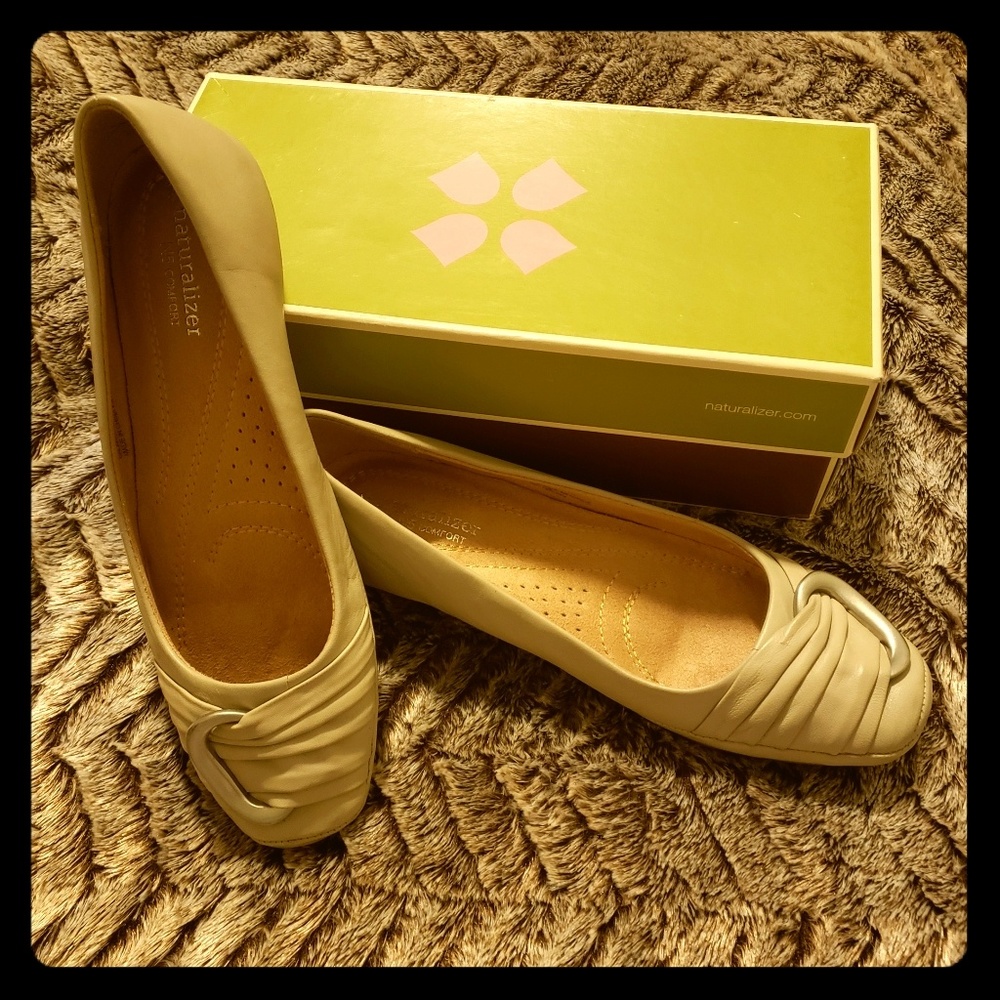 Naturalizer N5 Comfort ballet flats- Beige